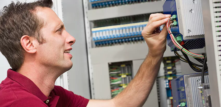 Offshore and Petroleum Facility Electrician in Kennesaw