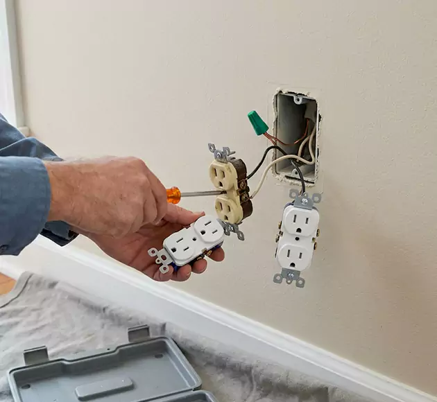 Professional Outlet Replacement: Your Local Swap-Out Team in Kennesaw, GA